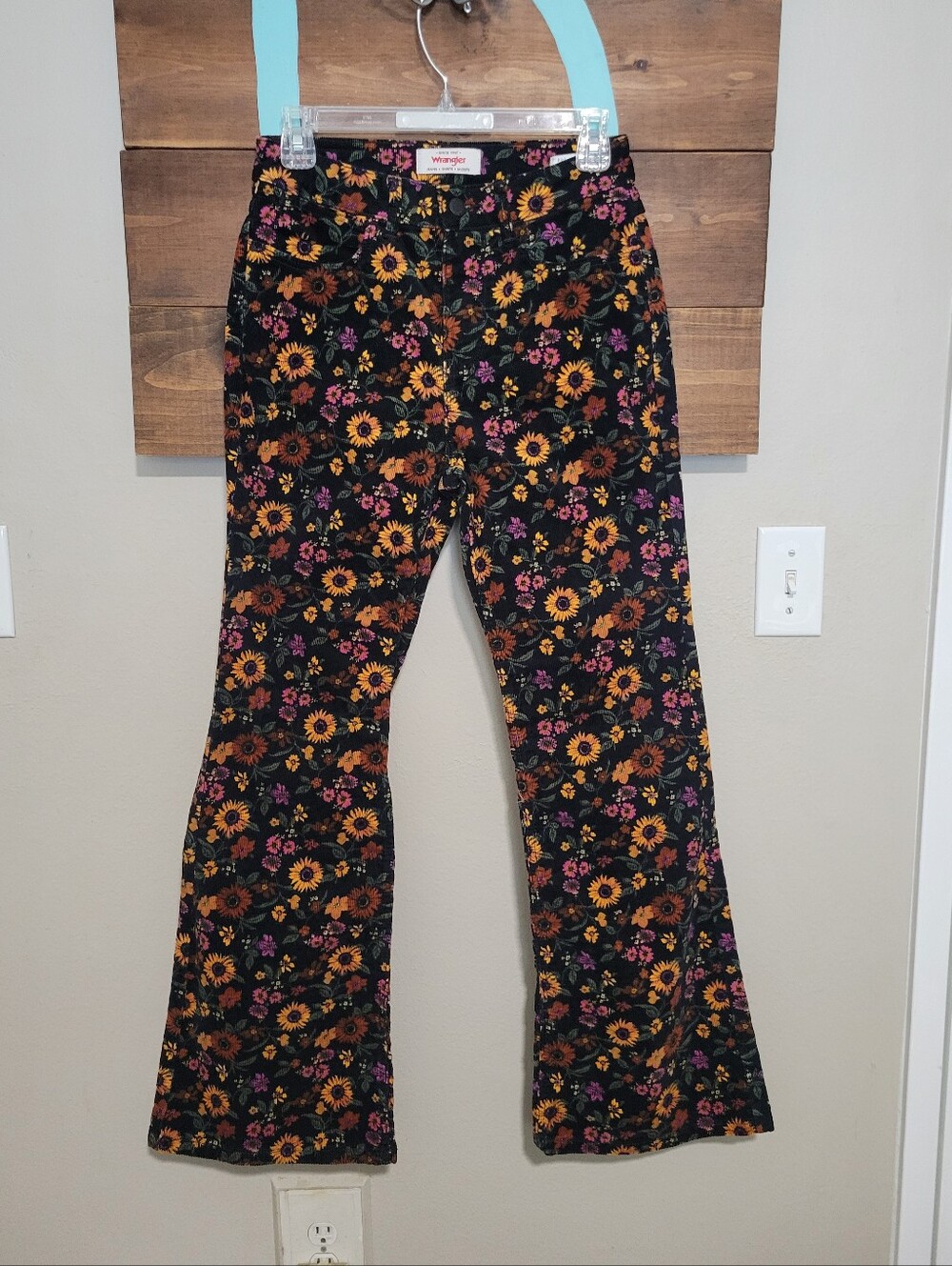 Wrangler Floral Corduroy High Rise Flare 70s Hippie Retro Western Pants 2 x 30